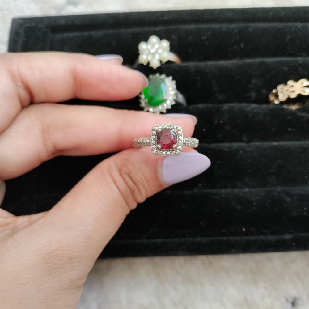 Women's 6 Bundle Rings - Picture 4 of 10